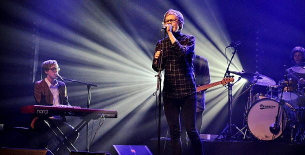 Sports & Entertainment